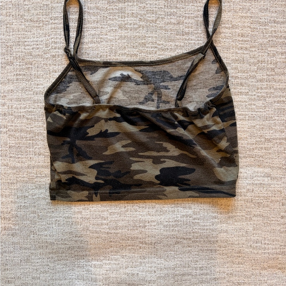 SHEIN Camouflage Crop Top